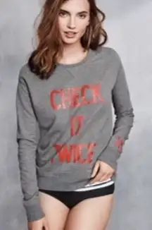 Victoria’s Secret Check It Twice Crew Neck Sweatshirt in Grey Size Medium‎