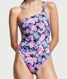 VICTORIA'S SECRET
VS Shine Hardware One-Shoulder One-Piece Swimsuit