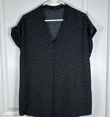 PLEIONE Black White Anthropology Short Sleeve Blouse Size Large EUC #2535
