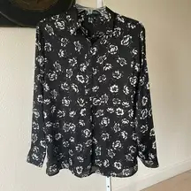Ralph Lauren beautiful silky floral button down blouse