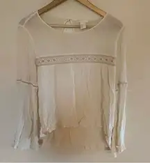 H&M boho flowy sleeve top long sleeve eyelet cut out size 12