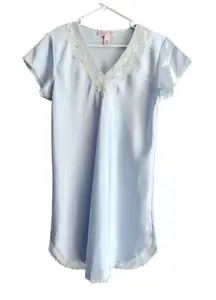 Oscar de La renta blue satin lace trim nightgown Small