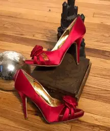 Steve Madden Fanci Coquette cherry retro colorful Satin Pinup pumps Pep toe Brooch shiny rockabilly Formal Evening Prom Platform