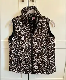 Pink Lilly Leopard print puffer vest size small