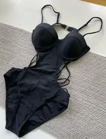 SHEIN Black Strap Back Padded Push Up One Piece Swimsuit Size Small NWT
