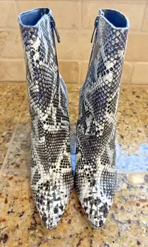 PrettyLittleThing Black Snake High Point Ankle Boot Block Heel Shoes Womens 7