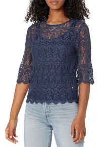 NWT  Navy Women's Victorian Lace Top. Size small,