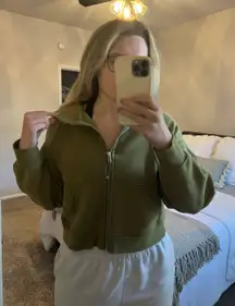 light/forest green cropped full zip scuba. Size XS/S.