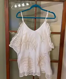 Gimmicks by BKE White and Cream Blouse