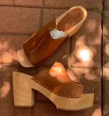 Wood bottom Gypsy clogs platform sandal NEW