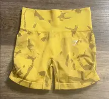 Gymshark Adapt Camo Seamless Light Yellow Athletic Short Size XS