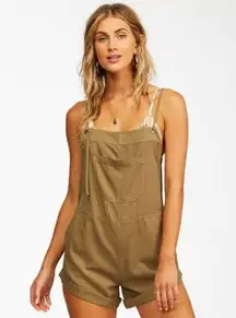 ✨Billabong Wild Pursuit Short Sz Large Sage Overalls✨