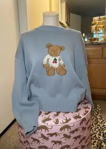 Le lis bear sweater 