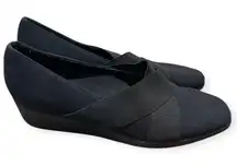 MUNRO Black Walking Wedge Crisscross Slip-Ons Size 6.5 Comfortable Staple Basic