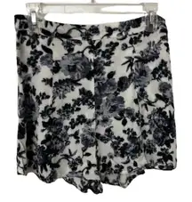 Timing Black and White Floral Shorts High Waisted Flowy Size M