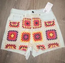 NWT  Granny Square Crochet Panel Denim Shorts, Size 1/25W Super cute!