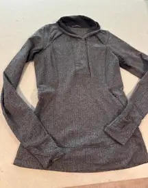 Lululemon Think Fast  Gray Half Zip Pullover Thumbhole Mock‎ Neck Top Size 6