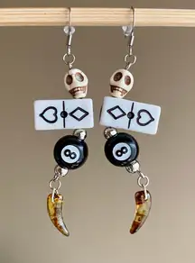 Handmade y2k Kawaii funky grunge style dice & 8 ball & skull & Czech glass unique dangle earrings 🎲🖤💀