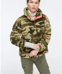 J.Crew  Snap-collar sherpa fleece jacket sweatshirt in camo