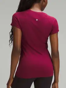 LULULEMON 🩷 Swiftly Tech Short Sleeve Top Size 2 - Deep Luxe