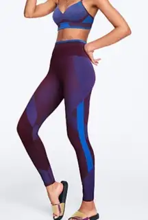 PINK Victoria’s Secret Cool & Comfy seamless maroon/royal blue leggings XS