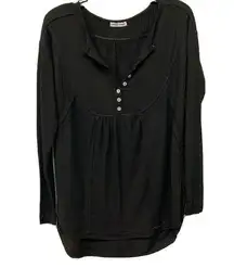 Sweet Romeo Womens Black Waffle Knit Oversized Henley Top