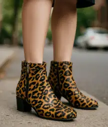 NEW Calvin Klein Cattee Ankle Boot  Leopard print