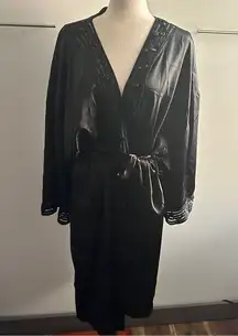 Go Softly Vintage Black Satin Silky Robe Size 2X Wrap Tie Midi Sleek Classic