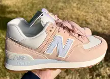 NEW! Balance 574‎ Pink Size 5 Sneakers new without box