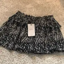 New  mini skirt, size medium