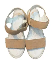 Born Sandals Womens Size 7M Tan Leather Ankle Strap‎ Hook & Loop Comfort D98916