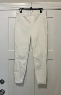 SPANX Size Large White Skinny Distressed Pull-on Jeans Shapewear Tummy Control