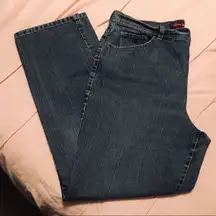 5/$25 Gloria Vanderbilt Jeans size 16 Average ❤️