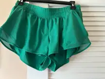 Lululemon Hotty Hot 2.5" Shorts