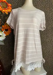 Doe & Rae ✅3/$30✅ NWT  Taupe Striped Top with Embroidered Lace Trim | LARGE |