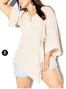 City Chic Women’s Bright Shibara Vibes 3/4 Sleeve Top Size Medium NWT