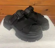 UGG Ashton Slide platform sandals in black nubuck leather Sz 9