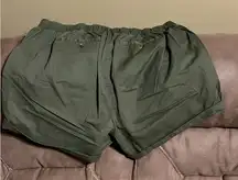 Chino Old Navy Shorts Women’s army green size 3X