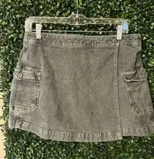 American Eagle Green Corduroy Skort Sz 10