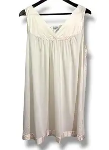 Vintage Vanity Fair Light Pink Sleep Gown
