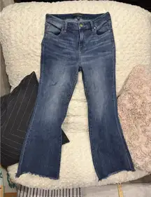 Liverpool Los Angeles Jeans Women's 8/29 Hannah Cropped Flare Raw Hem Whiskered