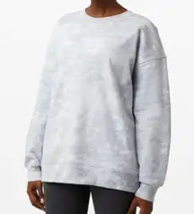 Perfectly Oversized Crew in Igcognito Camo Alpine White Multi