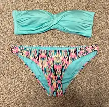 Medium strapless bikini set. Top has no padding