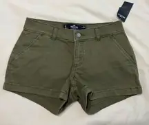 Low Rise Twill Chino Shorts