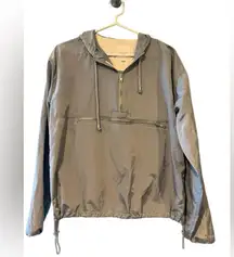 Thread & Supply Light Gray Windbreaker half zip sz small