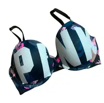 Pink size 32DD E pink wear everywhere t shirt bra lightly lined y2k logo VS