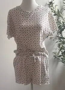 Storia White and Red Floral Pajama Set