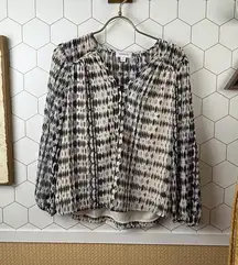 Evereve Cream Long Sleeve Blouse with Tie-Dye Pattern - Size - XS