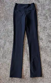 NWT Nike Legend Skinny Fit Power Training Pants Size x-Small