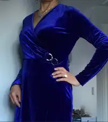 Beautiful velvet dress in cobalt blue 💙💙💙  NEW!